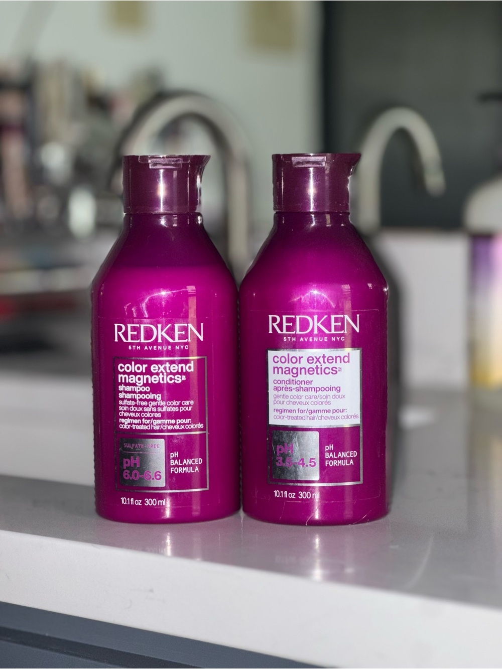 Redken Color Extend Magnetics Shampoo & Conditioner Set - Magenta